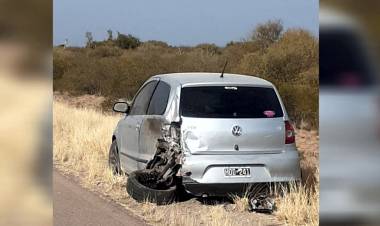 Chepes: Choque entre un camión y un auto por Ruta N°29