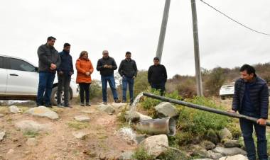 Provincia y Municipio abordan la crisis hídrica en Chamical