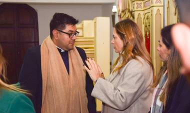 Tere Madera se reunió con la comunidad religiosa en Patquia