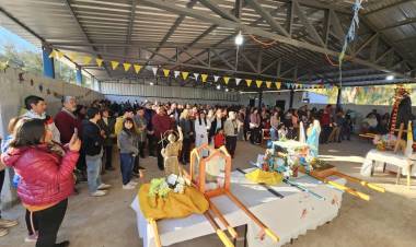 Fiesta patronal en honor a Santa Rosa de Lima en la localidad de Ñoqueves