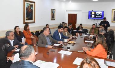 Reunión Plenaria de Comisión: establece obligación de código QR a comercios de la provincia