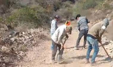 Zona Norte: trabajos de mantenimiento de caminos rurales