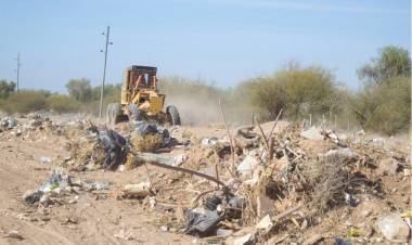 Accesos a Chepes: realizan trabajos de limpieza y erradicación de microbasurales