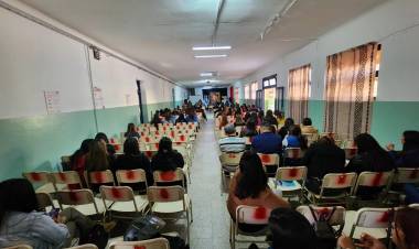 C.E.J.A Chepes: Inició de seminarios para docentes de todos los niveles y modalidades