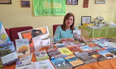 Chepes: “Huellas de Escritores” de la Profesora María del Carmen Llanos