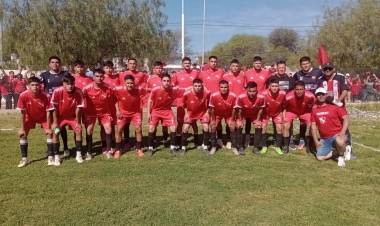 Liga de Fútbol del Sur Riojano: Desiderio Tello se quedó con el primer chico