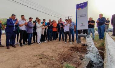 Anillado Sur: Inauguración de la "red de re distribución de agua potable" en Chepes