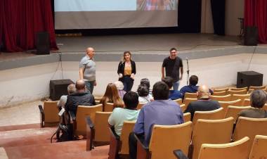 Multiespacio: Presentación del Programa de Integración Agroindustrial Riojano PIAR