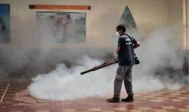 Contra el Dengue: se realizó Fumigación en entidades educativas