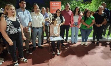 Imposición de Nombre a Plazoleta Vecinal de los B° Santa Rita y B° 53 Viviendas