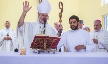Iglesia Inmaculada Concepción de Chepes dió la bienvenida al Padre Roberto López
