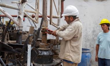 Desiderio Tello: continúan los trabajos de la perforación del Plan Hídrico Provincial