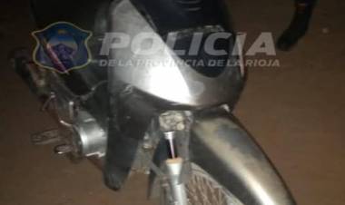 Comisaria Ulapes: Recuperación de Rodado y detención