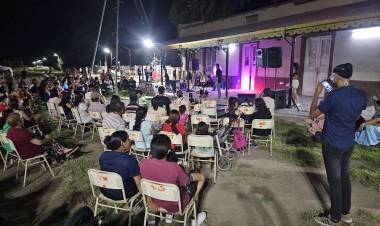 Con canto, danza y poesía: Familias chepeñas disfrutaron de la 2º Peña de la Estación