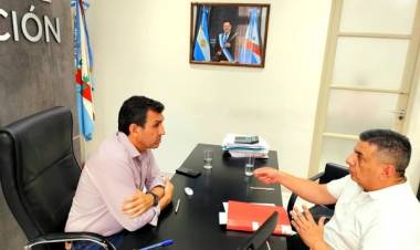 Uriel Vargas mantuvo una reunión con el Ministro de Educación