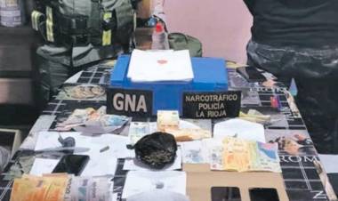 Secuestran droga, dinero y vehículos en cuatro allanamientos simultáneos
