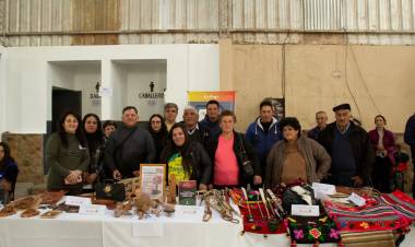 Artesanos locales dijeron presentes en el 4° Encuentro Provincial en Villa Castelli