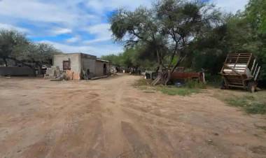 Robaron pantalla solar y batería de un campo cercan a Chepes