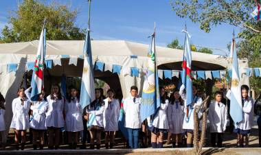 Chepes: se llevó a cabo el acto en conmemoración del 434° aniversario de la fundación de la Ciudad de Todos los Santos de la Nueva Rioja