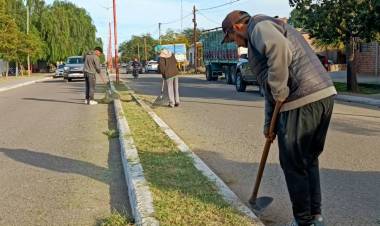 Chepes: trabajos de limpieza por Av. 9 de julio