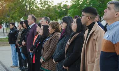 25 de Mayo: Conmemoración del 215º Aniversario de la Revolución de Mayo