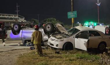 Móvil policial que iba a un operativo protagonizó un siniestro y volcó