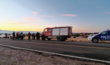 Bomberos Voluntarios de La Rioja colaboran en la búsqueda de una persona en Aimogasta