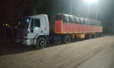 Violento asalto en la ruta: roban un camión a un transportista mendocino en Chamical
