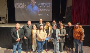 Se estrenó en Chepes el octavo capítulo de la serie riojana Contra el Olvido