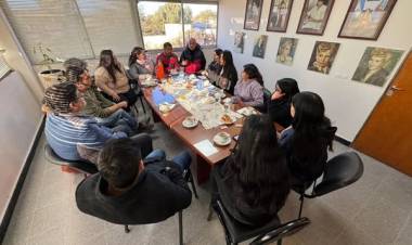 Reunion con alumnos de la Escuela Normal – Extensión áulica Villa Casana