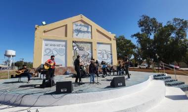 Se llevo a cabbo el 1° Encuentro de Culturas Llanistas 2025 en Milagro