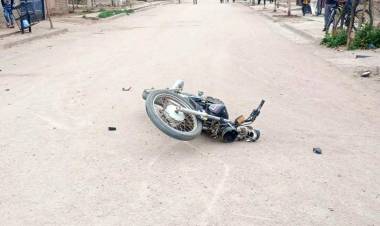 Chepes: dos heridos en choque entre motos