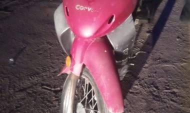 Chepes: motociclista impactada por un ciclista que huyó del lugar