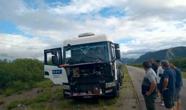 Chepes: un rayo provocó daños en un camión de YPF sobre la Ruta Provincial N° 29