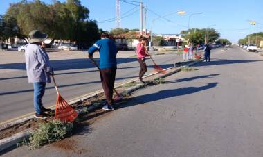 Chepes: Operativo integral de limpieza en arterias de la ciudad