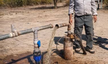 El Gobierno provincial garantizó el acceso al agua en el límite entre San Martín y Rosario Vera Peñaloza
