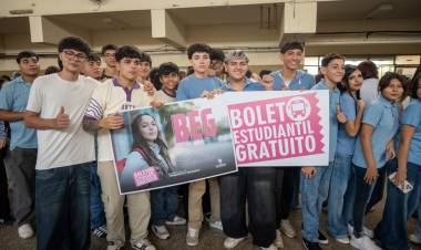 Amplían la implementación del Boleto Estudiantil Gratuito en escuelas de la Capital