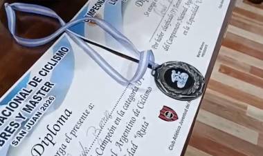 Ramón Oviedo al podio nacional: doble medalla y una historia de esfuerzo