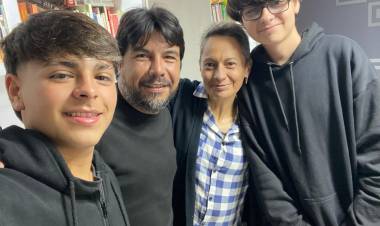 Fe, dolor y esperanza: la historia de Rosana Pérez, una docente que convirtió su enfermedad en un mensaje de vida