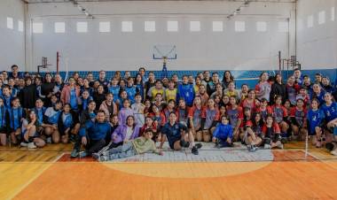 La Ciudad Deportiva dio inicio a la tercera edición del Campeonato Formativo de Vóley