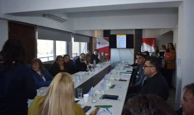 La oficina de empleo participo de la red federal de empleo municipal
