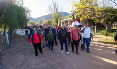 Villa Casana vivió una multitudinaria celebración en honor a la Virgen del Carmen