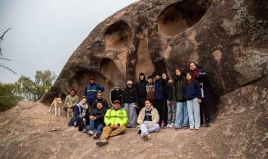 Villa Chepes fue escenario de una jornada de trekking que combinó naturaleza e historia