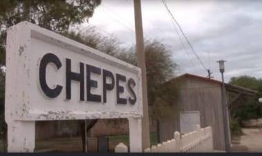 Una mujer entró a una casa, robó una cartera y escapó: la dueña de la casa sufrió una descompensación