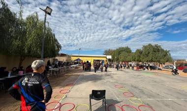 Día del Niño: la Policía de Chepes agasajó a los hijos de los efectivos de la Unidad Regional VI