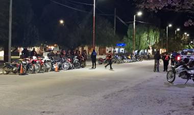 Operativo de control vehicular reforzó la presencia policial en el centro de Chepes