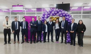 25 años de historias: Banco Rioja homenajeó a tres trabajadores que estuvieron desde el comienzo en Chepes