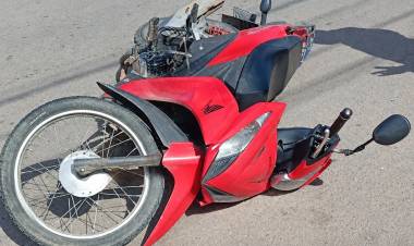 Una motociclista sufrió lesiones tras chocar con un perro en Chepes