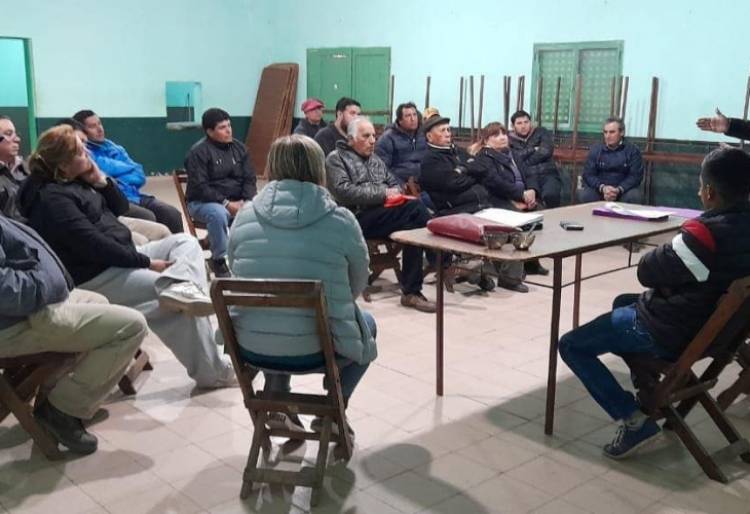 Portezuelo: En una reunión en la Sociedad Rural informan sobre remate.