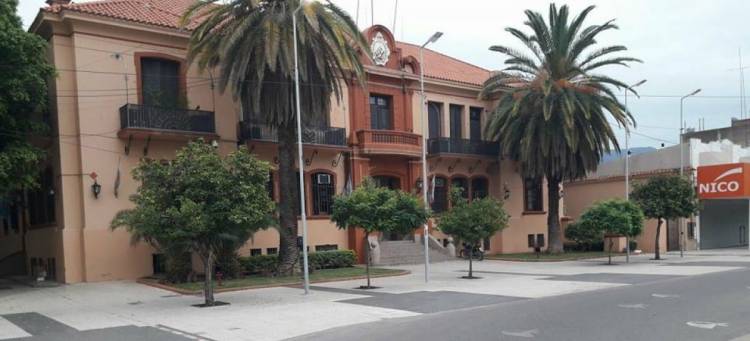 ‘Casa de las Tejas’ con nuevo aumento salarial a estatales en 2022.